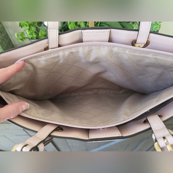 Michael Kors LG Commuter Tote/Laptop Bag Powder Blush Pink Leather+New MK Charm - Picture 9 of 16